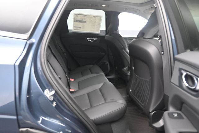 New 2027 Volvo XC60 B5 Plus AWD/4WD image 26