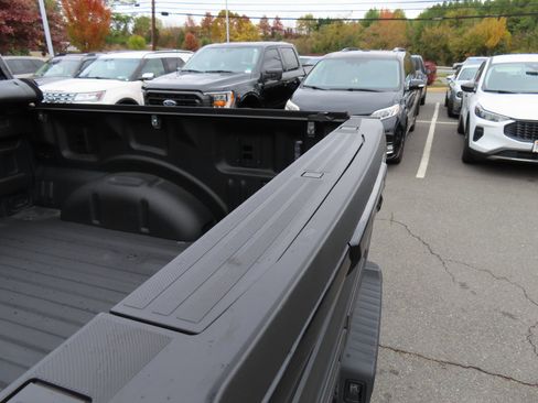 Used 2025 Ford F150 Raptor image 16