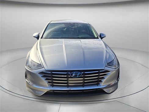 Used 2021 Hyundai Sonata SE image 3