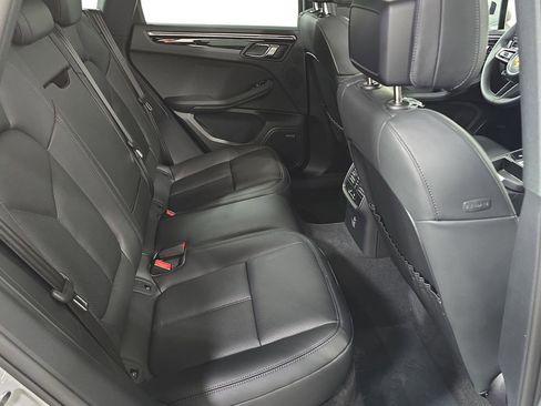 New 2026 Porsche Macan image 26