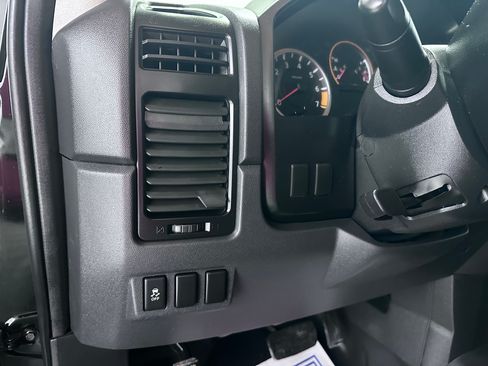 Used 2014 Nissan Titan S w/ S Popular Equipment Package RWD image 29
