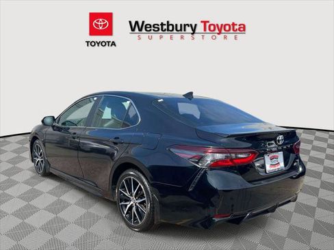 Certified 2023 Toyota Camry SE w/ Cold Weather Package FWD image 9