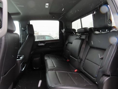 Used 2024 GMC Sierra 2500 Denali image 23