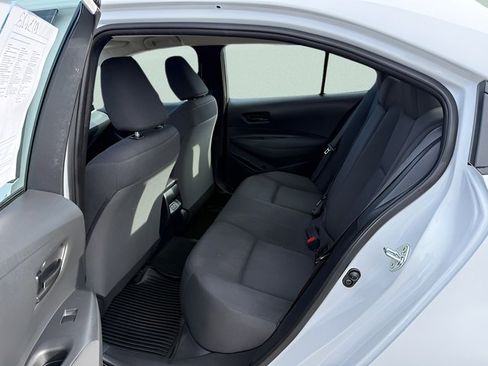 Used 2024 Toyota Corolla LE FWD image 5