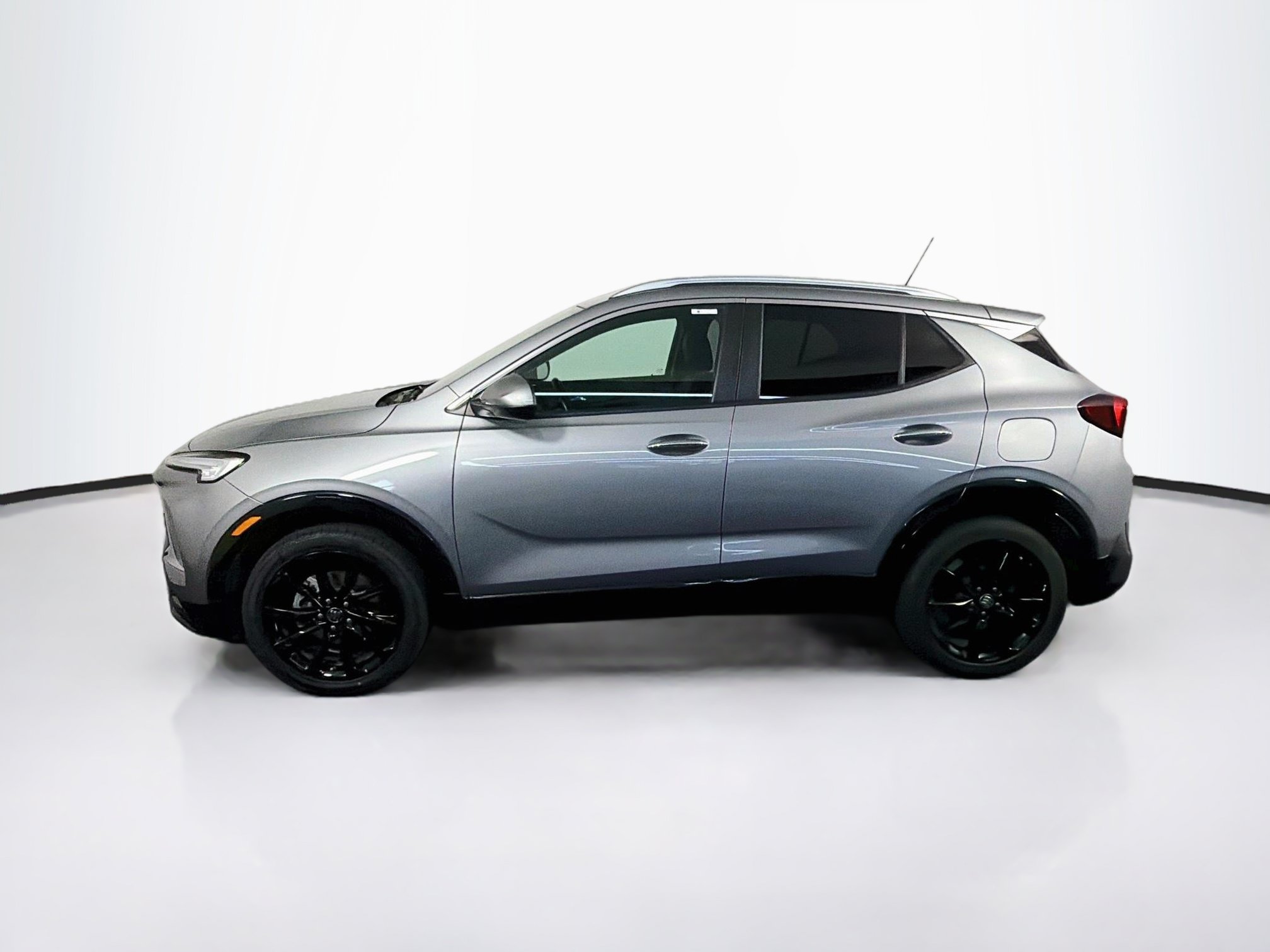 Used 2024 Buick Encore GX Sport Touring w/ Experience Buick Package FWD image 4