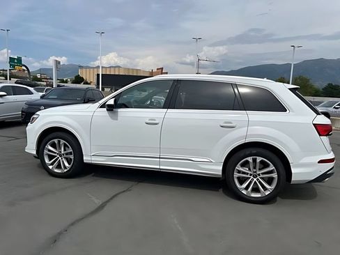 Used 2025 Audi Q7 3.0T Premium Plus AWD/4WD image 6