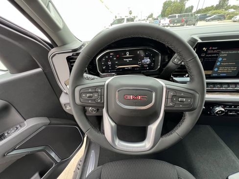 New 2026 GMC Sierra 1500 SLE w/ Preferred Package image 24
