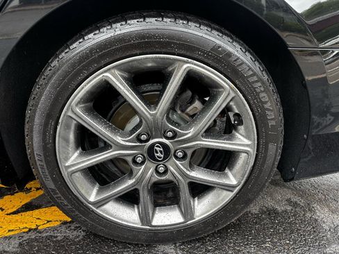 Used 2018 Hyundai Sonata Limited w/ Cargo Package FWD image 12