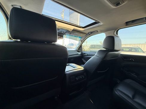 Used 2020 GMC Yukon XL SLT image 27