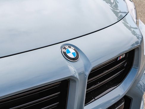 Used 2023 BMW M2 w/ Lighting Package RWD image 9