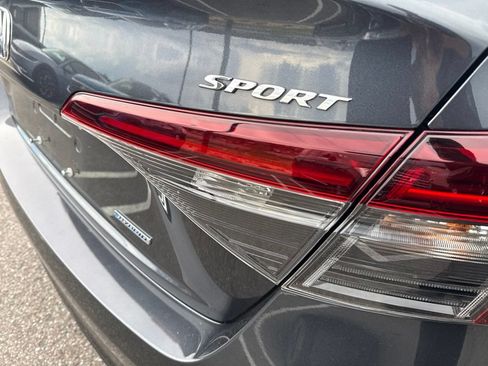Used 2025 Honda Civic Sport image 12