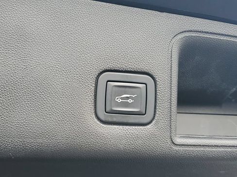 Certified 2018 GMC Terrain Denali FWD image 8