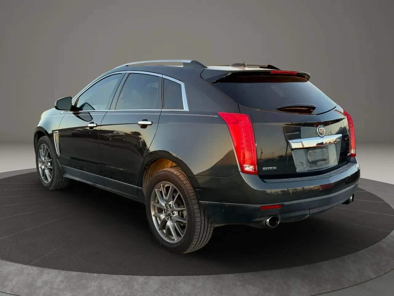 Used 2016 Cadillac SRX Performance w/ Driver Assist Package FWD image 9