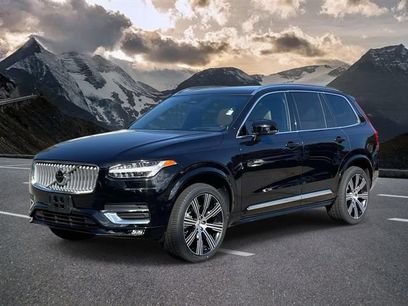 Used 2023 Volvo XC90 B6 Ultimate w/ Lounge Package