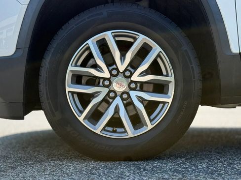 Used 2019 GMC Acadia SLE w/ Driver Alert Package I AWD/4WD image 31
