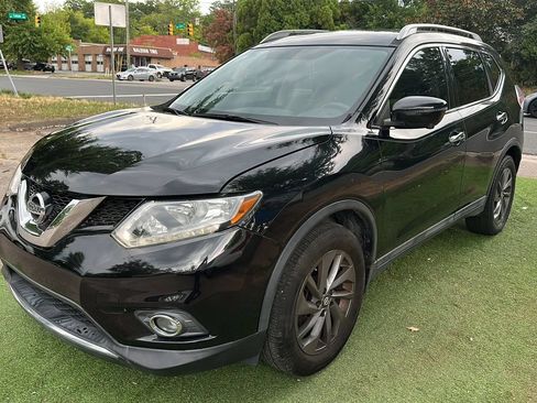 Used 2016 Nissan Rogue SL FWD image 3