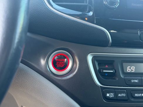 Used 2020 Honda Pilot EX-L image 11