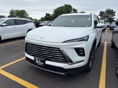 Used 2025 Buick Enclave Preferred w/ Power Package