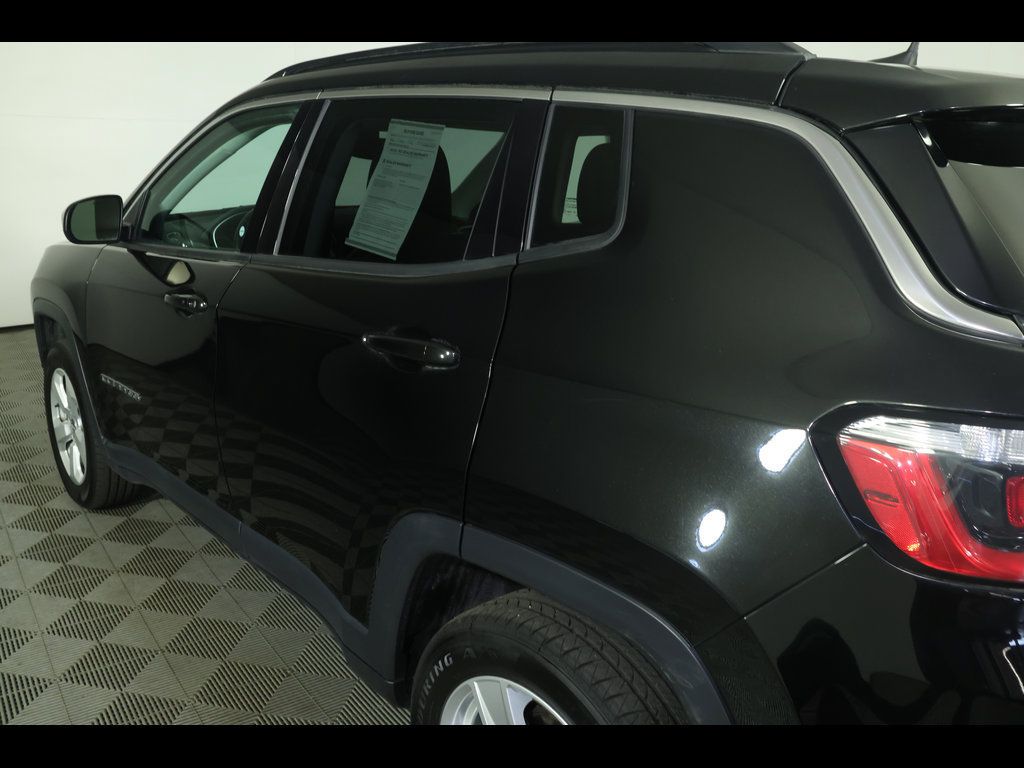 Used 2020 Jeep Compass Latitude w/ Popular Equipment Group AWD/4WD image 16