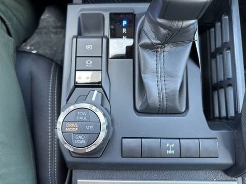 New 2025 Toyota Tacoma TRD Off-Road image 19