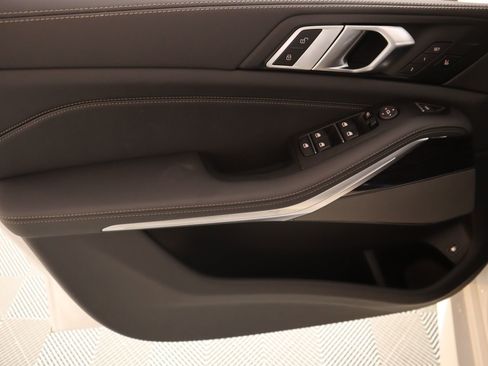 New 2026 BMW X5 xDrive50e w/ M Sport Package image 17