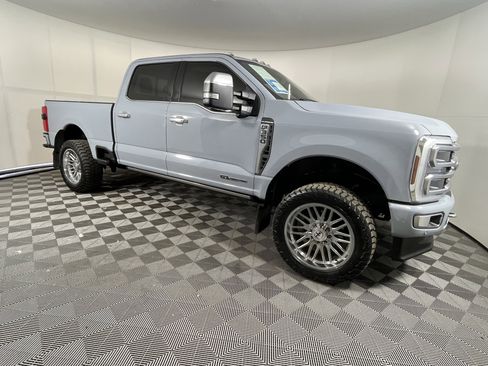 Used 2024 Ford F350 Platinum AWD/4WD image 6