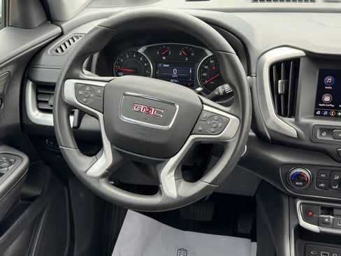 Used 2022 GMC Terrain SLE w/ Driver Convenience Package AWD/4WD image 7