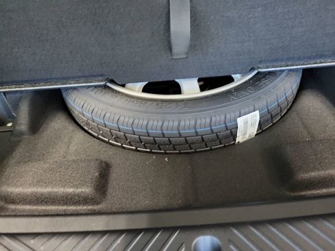 Used 2025 BMW X3 xDrive30i w/ Premium Package image 12