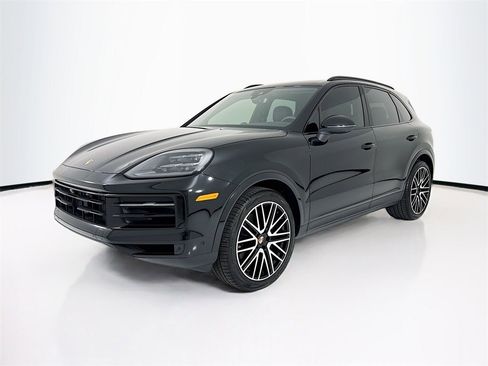 New 2026 Porsche Cayenne image 1