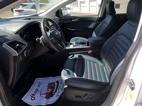 Used 2023 Ford Edge SEL w/ Sport Appearance Package AWD/4WD image 10