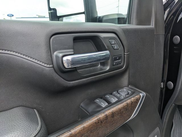Used 2023 GMC Sierra 3500 Denali w/ Denali Ultimate Package AWD/4WD image 21
