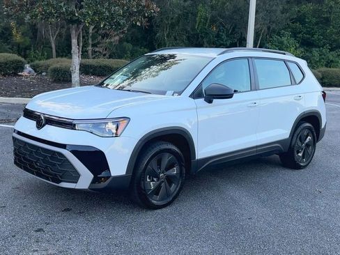 New 2025 Volkswagen Taos S image 4