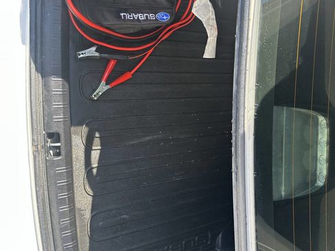 Used 2015 Subaru Impreza 2.0i Premium image 15