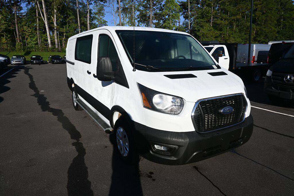 Used 2025 Ford Transit 250 Low Roof w/ Exterior Upgrade Package RWD image 22
