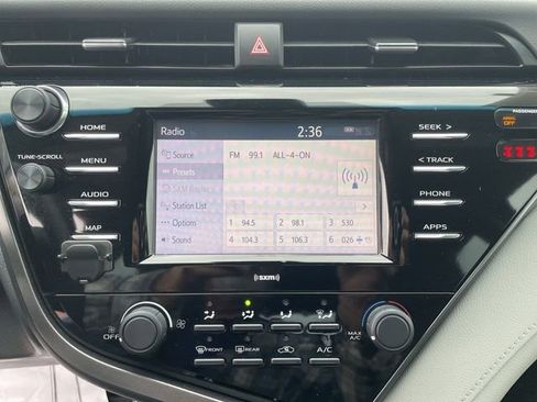 Used 2020 Toyota Camry LE image 18