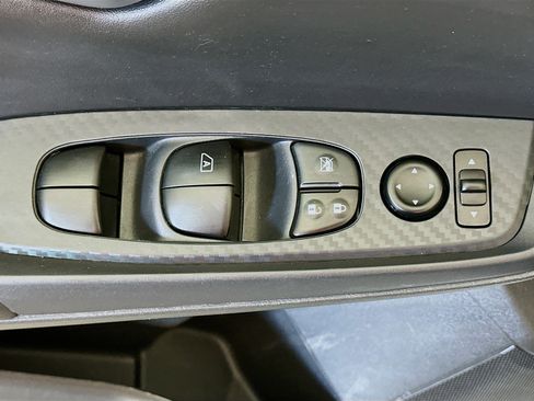 Used 2024 Nissan Sentra SV image 15