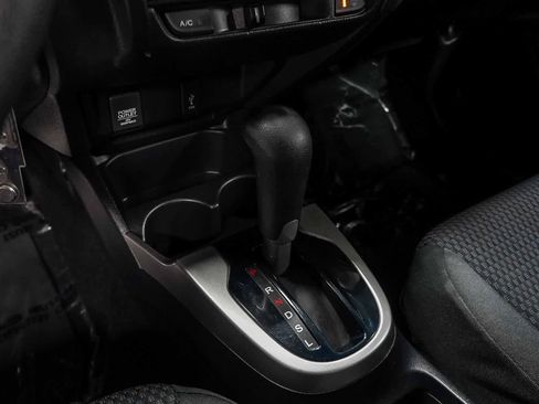 Used 2020 Honda Fit LX image 21