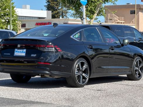 Used 2024 Honda Accord Sport image 8