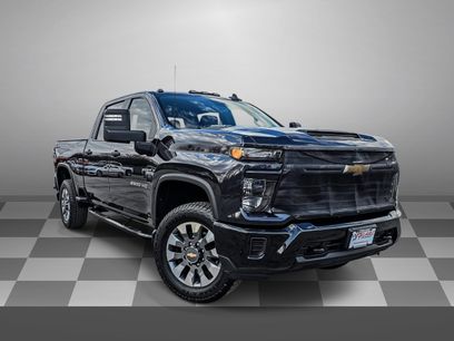 Used 2024 Chevrolet Silverado 2500 Custom w/ Custom Value Package