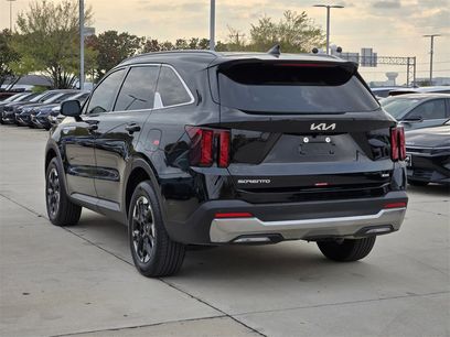 New 2025 Kia Sorento S