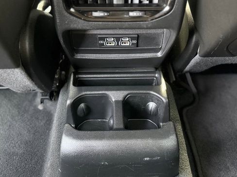 Used 2023 Jeep Grand Cherokee L Laredo image 9