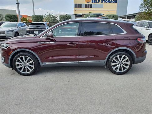 Used 2019 Lincoln Nautilus Select image 4