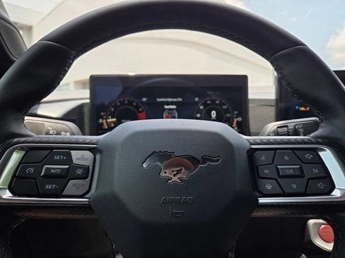 Used 2024 Ford Mustang Coupe RWD image 29