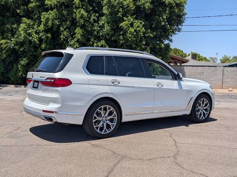 Used 2019 BMW X7 xDrive40i w/ Parking Assistance Package image 4