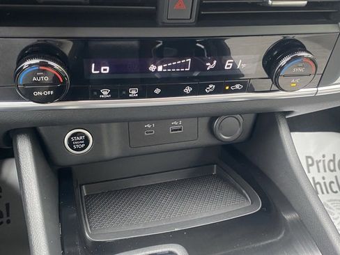 Certified 2023 Nissan Rogue SV image 22