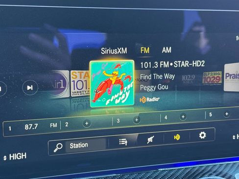 Used 2022 Mercedes-Benz E 53 AMG 4MATIC Sedan image 25