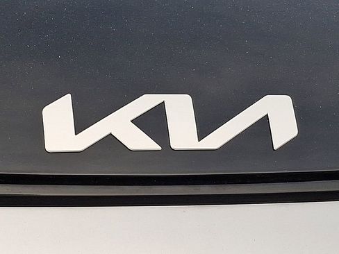 Certified 2024 Kia Sportage EX image 29