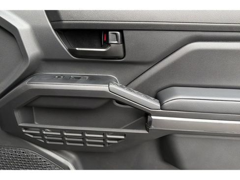 New 2026 Toyota Tacoma SR5 AWD/4WD image 19