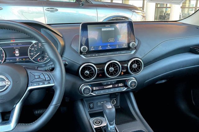 Used 2025 Nissan Sentra SV w/ All-Weather Package FWD image 5