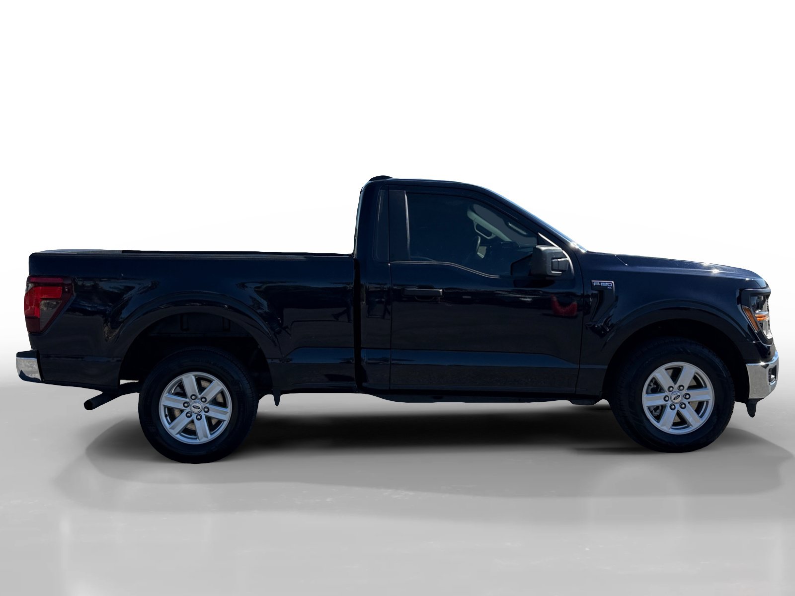 Used 2024 Ford F150 XL w/ Equipment Group 103A High RWD image 6